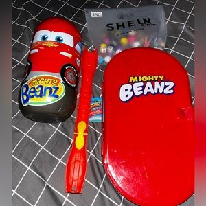 Mighty Beanz Lot Of 129